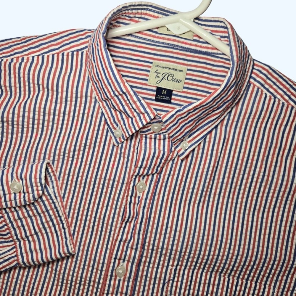 J Crew Classic Fit Seersucker Striped Button Down Shirt Red Blue Mens Medium